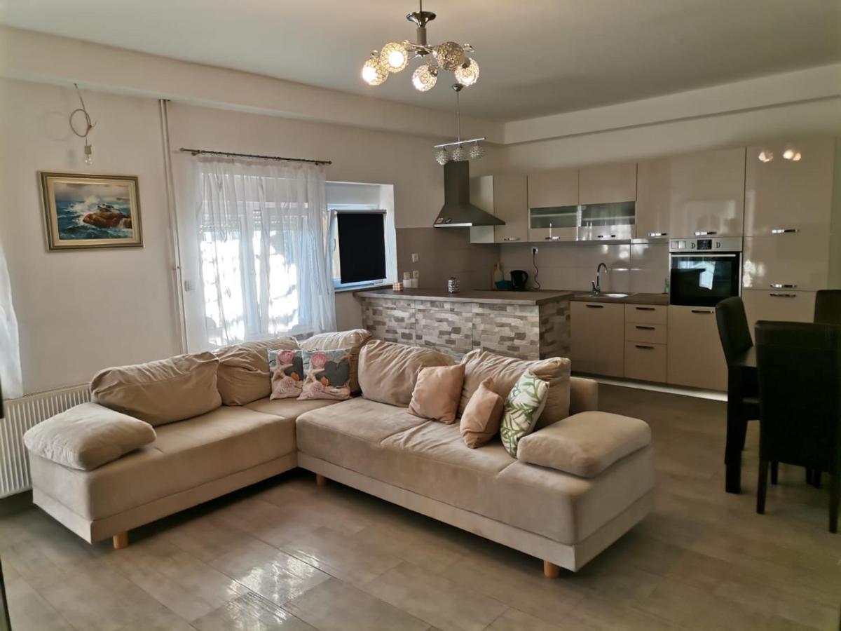 Apartmani Sidro Senj سينج المظهر الخارجي الصورة